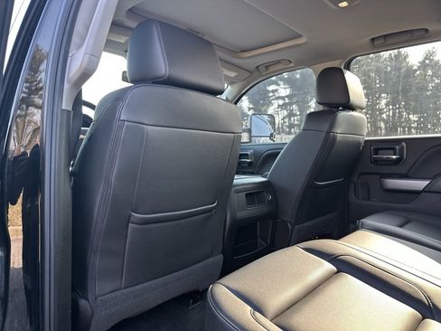 Used 2018 Chevrolet Silverado 2500 LTZ w/ Duramax Plus Package image 21