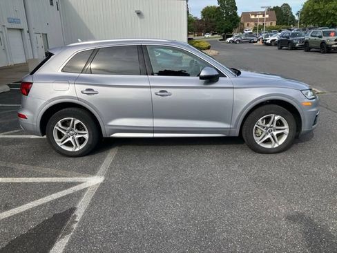 Used 2018 Audi Q5 2.0T Premium Plus AWD/4WD image 2