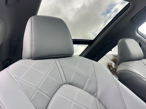 New 2026 Toyota Highlander Platinum image 20