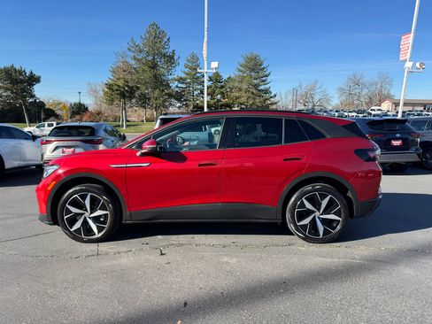 Used 2023 Volkswagen ID.4 Pro S image 11