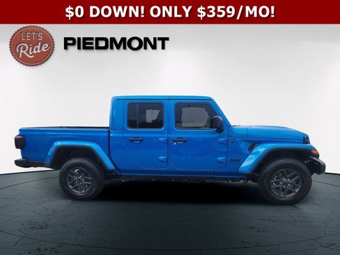 New 2025 Jeep Gladiator Sport image 5