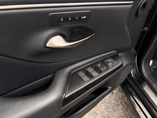 Used 2019 Lexus ES 350 w/ Accessory Package 2 FWD image 10