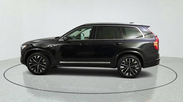 New 2026 Volvo XC90 T8 Plus w/ Protection Package AWD/4WD image 4
