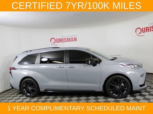 Used 2024 Toyota Sienna XSE w/ XSE Plus Package FWD image 8