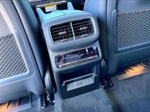 New 2026 Mercedes-Benz GLE 53 AMG 4MATIC image 19