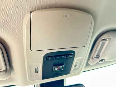 Used 2023 Toyota Camry XSE FWD image 17
