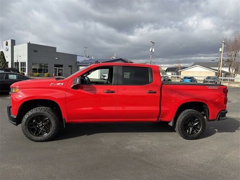 Used 2019 Chevrolet Silverado 1500 Custom Trail Boss w/ Custom Convenience Package image 10