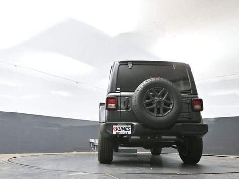 New 2026 Jeep Wrangler Unlimited Sport AWD/4WD image 44
