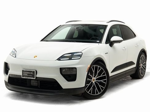 Used 2025 Porsche Macan Electric image 1