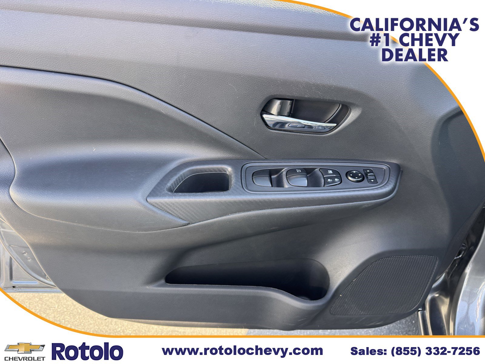Used 2024 Nissan Versa SV FWD image 17