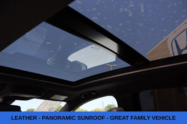 Used 2022 Chevrolet Equinox RS w/ RS Leather Package FWD image 8