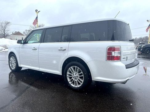 Used 2019 Ford Flex SEL image 12
