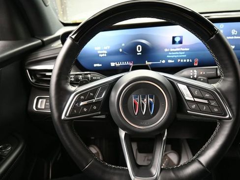 Used 2025 Buick Enclave Sport Touring w/ Super Cruise Package image 8