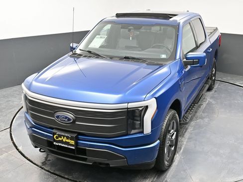 Used 2022 Ford F150 Lightning Lariat w/ Equipment Group 511A High image 45