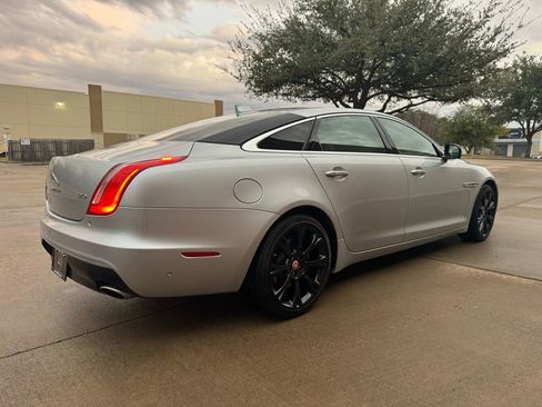 Used 2019 Jaguar XJ L Portfolio image 5