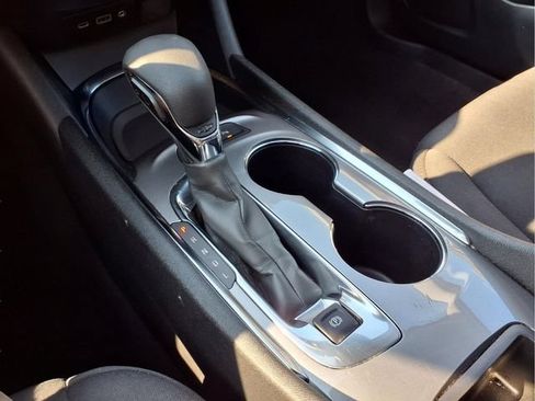 Certified 2024 Chevrolet Malibu LT FWD image 10