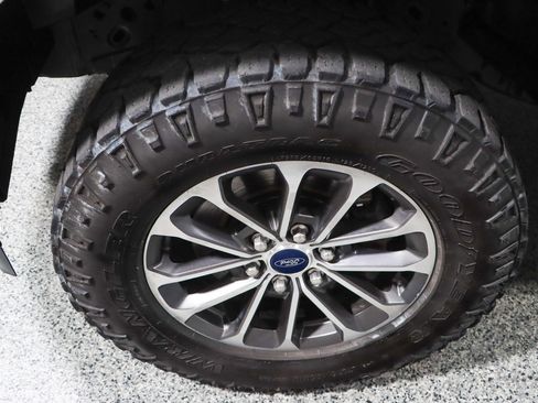 Used 2019 Ford F150 XLT w/ Equipment Group 301A Mid image 11