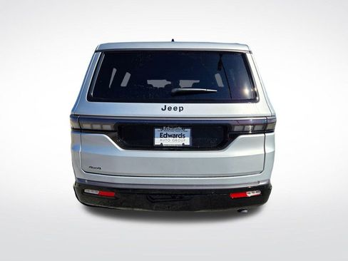 New 2026 Jeep Grand Wagoneer Limited AWD/4WD image 5