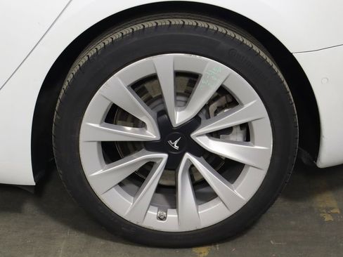 Used 2022 Tesla Model 3 Long Range AWD/4WD image 41