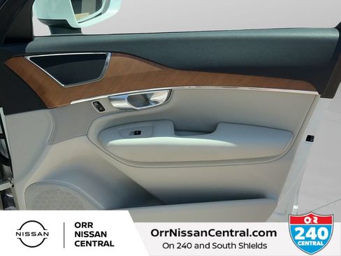Used 2022 Volvo XC90 T6 Momentum w/ Advanced Package AWD/4WD image 10