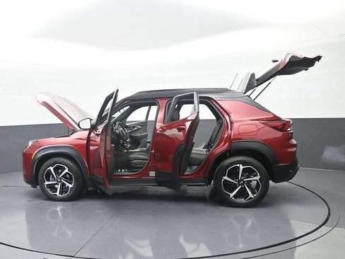 Used 2023 Chevrolet TrailBlazer RS FWD image 71