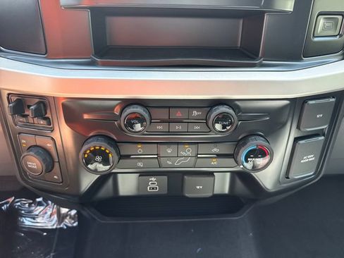 New 2026 Ford F250 XLT w/ FX4 Off-Road Package AWD/4WD image 27