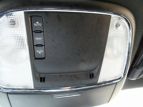 Used 2022 Dodge Charger SXT w/ Leather Interior Group RWD image 20