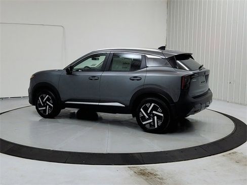 New 2026 Nissan Kicks SV w/ SV Premium Package image 5