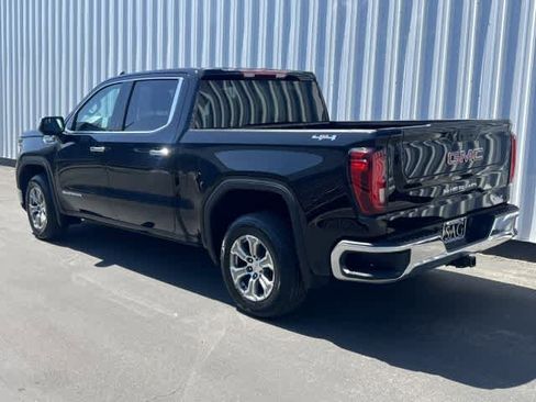 Used 2025 GMC Sierra 1500 SLT AWD/4WD image 4