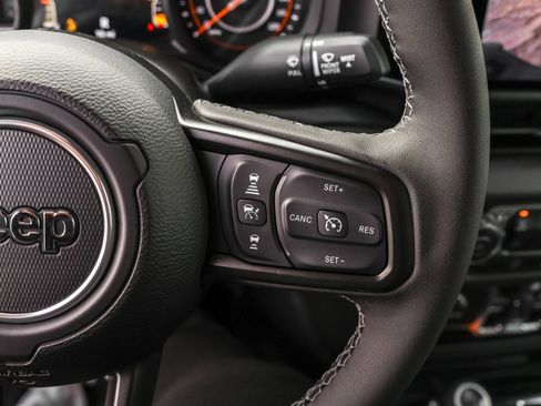 New 2026 Jeep Gladiator Sport AWD/4WD image 31