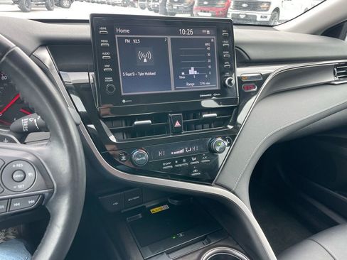 Used 2024 Toyota Camry XSE FWD image 10