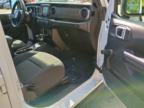 Used 2021 Jeep Wrangler Unlimited Sport AWD/4WD image 11