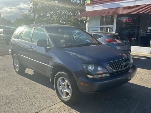 Used 1999 Lexus RX 300 4WD image 3