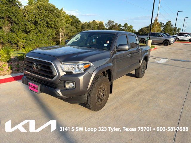 Used 2022 Toyota Tacoma SR5 RWD image 3