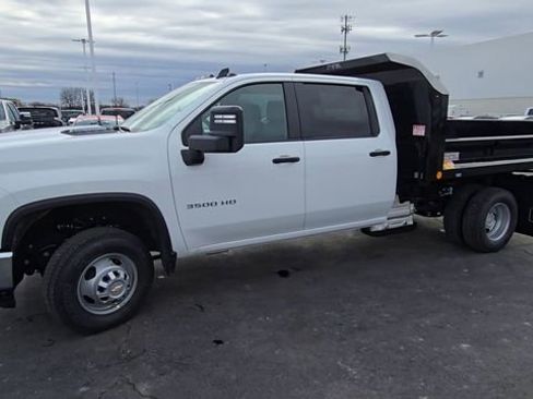 New 2025 Chevrolet Silverado 3500 W/T w/ WT Convenience Package image 4