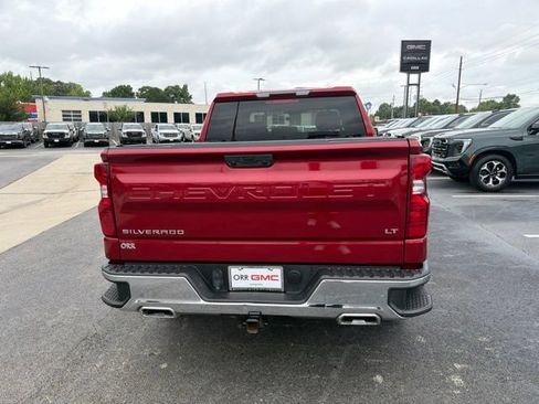 Used 2024 Chevrolet Silverado 1500 LT w/ Z71 Off-Road Package AWD/4WD image 8