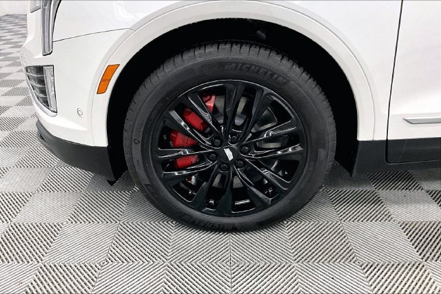 Used 2025 Cadillac XT5 Sportv w/ Technology Package AWD/4WD image 10