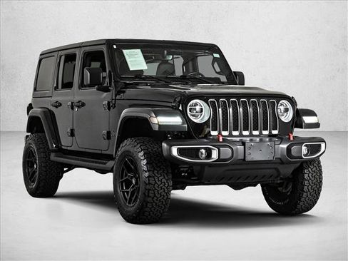 Used 2020 Jeep Wrangler Unlimited Sahara image 3