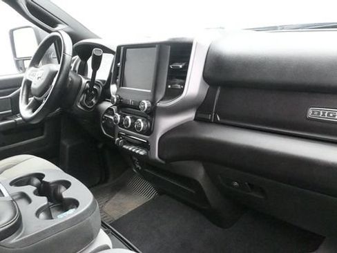 Used 2024 RAM 2500 Big Horn AWD/4WD image 16