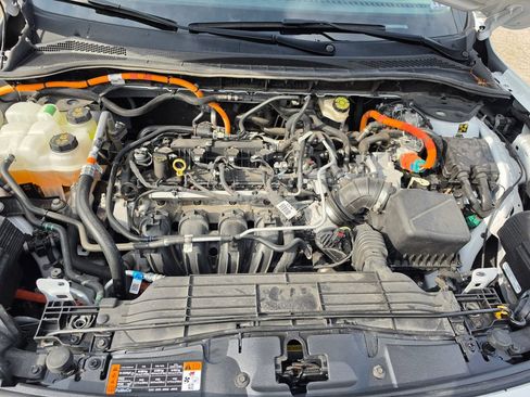 Used 2022 Ford Escape SEL AWD/4WD image 9