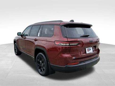 New 2025 Jeep Grand Cherokee L Laredo AWD/4WD image 3