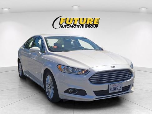 Used 2016 Ford Fusion SE w/ Equipment Group 502A FWD image 1
