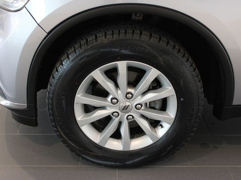 Used 2019 Dodge Durango SXT w/ 3rd Row Seating Group AWD/4WD image 28