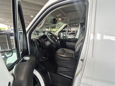 Used 2023 RAM ProMaster 2500 FWD image 21