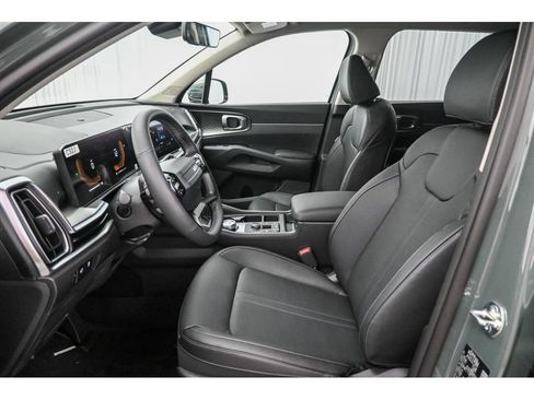 New 2026 Kia Sorento EX image 18