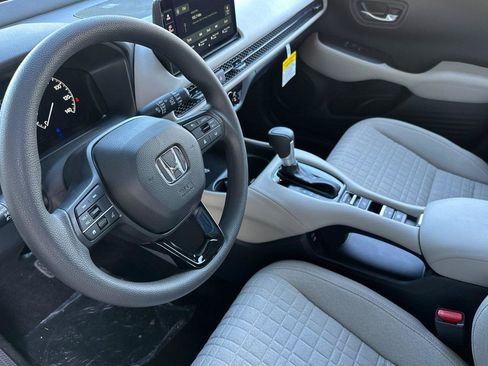 New 2026 Honda HR-V LX image 10