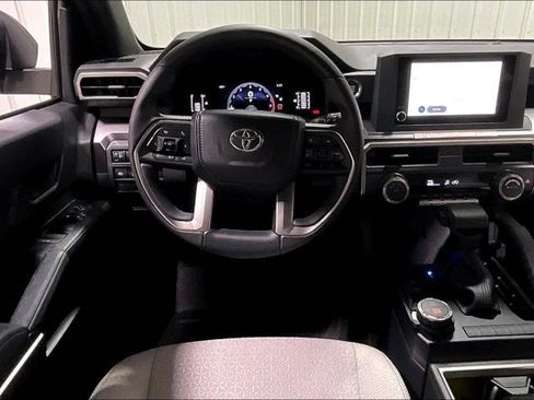 Used 2025 Toyota 4Runner SR5 image 5