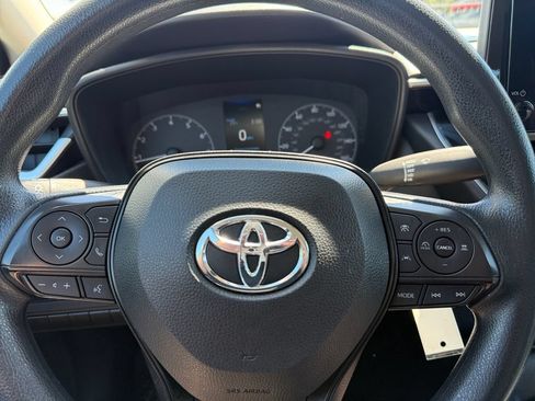 Certified 2023 Toyota Corolla LE FWD image 33
