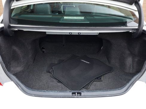 Used 2016 Toyota Camry SE image 11