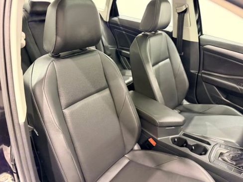 Used 2019 Volkswagen Jetta SE FWD image 23